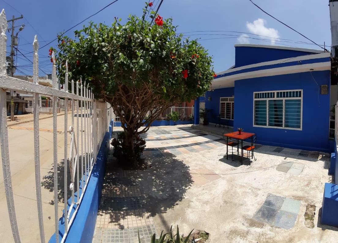 Hostal Aquarium Cartagena Exterior photo